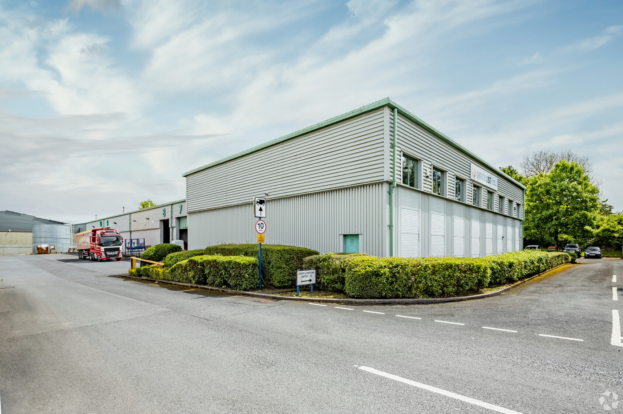 Metcalf Dr, Altham à louer Photo principale– Image 1 sur 3