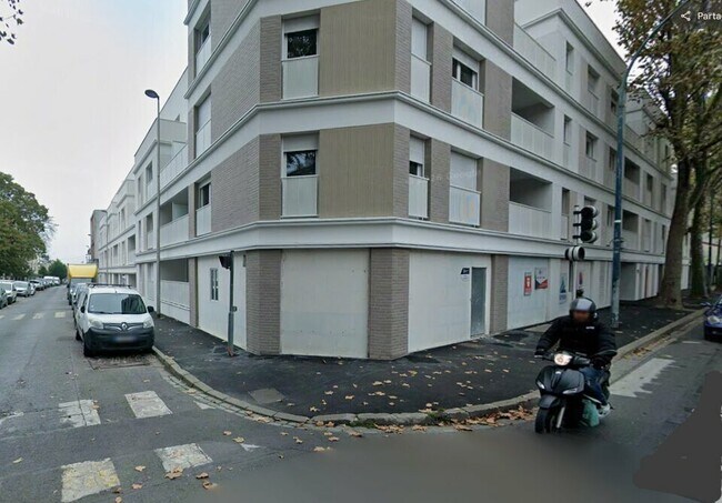 Plus de détails pour Local commercial à vendre