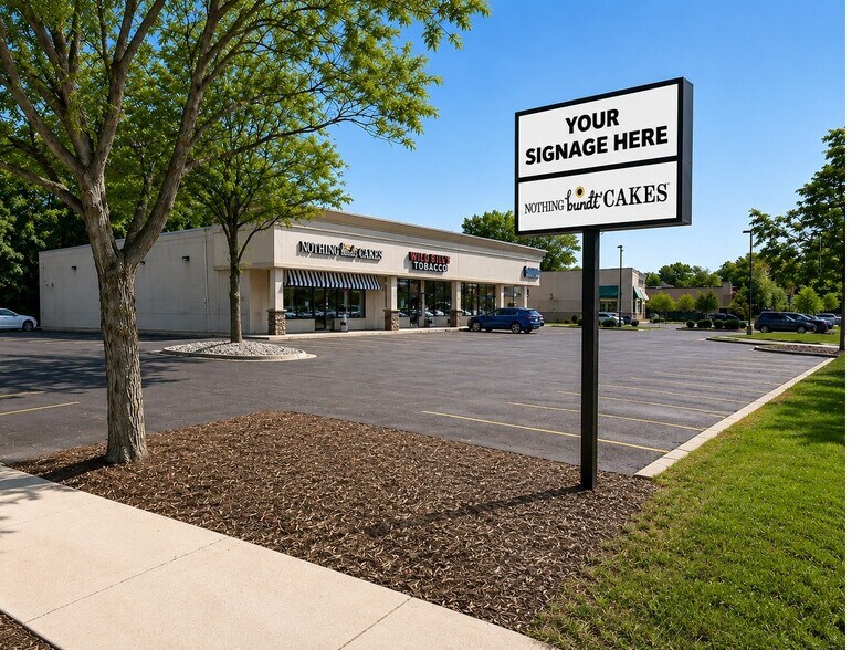 2090 Grand River Ave, Okemos, MI à louer - Photo de l’immeuble – Image 3 sur 4