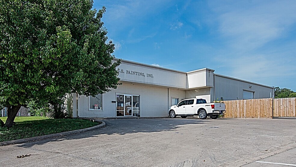 635 Robbie Dr, Irving, TX à vendre - Photo de l’immeuble – Image 2 sur 6