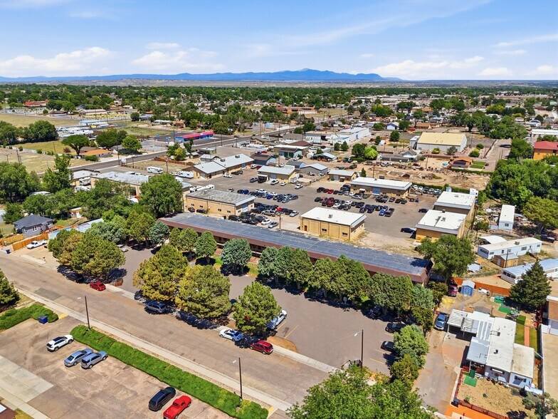 2625 Himes Ave, Pueblo, CO à vendre - Photo de l’immeuble – Image 2 sur 7