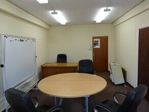 60 Windsor Ave, Londres à louer Photo intérieure– Image 2 sur 4