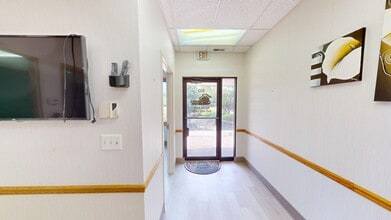 3295 N Arlington Heights Rd, Arlington Heights, IL à louer Photo intérieure– Image 1 sur 14