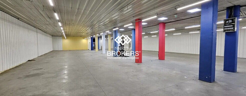 Industriel/Logistique dans Bobigny à louer - Photo de l’immeuble – Image 2 sur 3