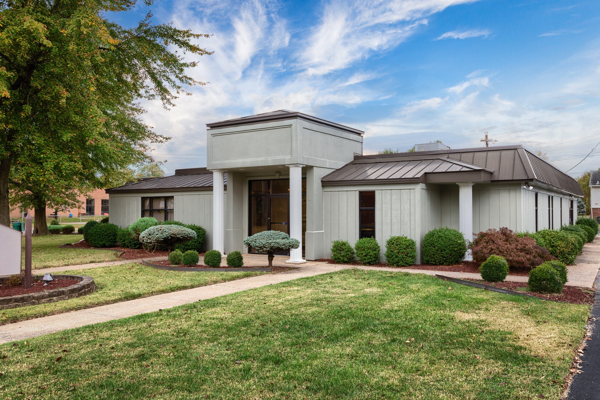 725 Harvard Dr, Owensboro, KY à louer Photo principale– Image 1 sur 31