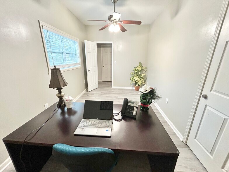 101 W Campbellton St, Fairburn, GA à louer - Photo intérieure – Image 2 sur 3