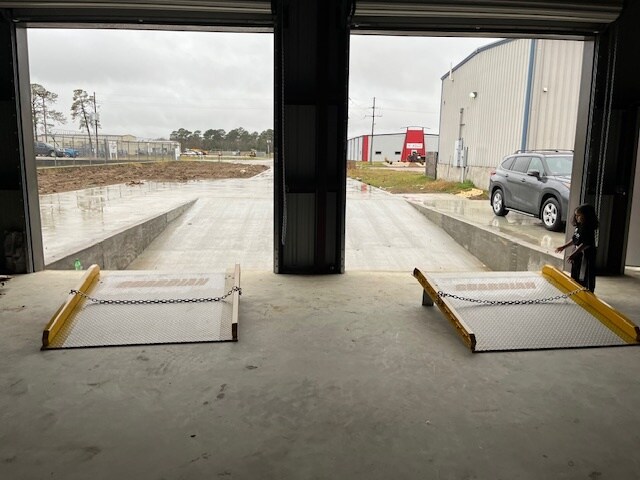 4895 Stone Oak Dr, Beaumont, TX à vendre - Photo de l’immeuble – Image 2 sur 4