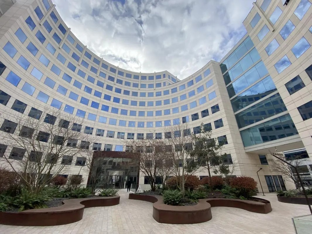 155-159 Rue Anatole France, Levallois-Perret à louer Photo de l’immeuble– Image 1 sur 7