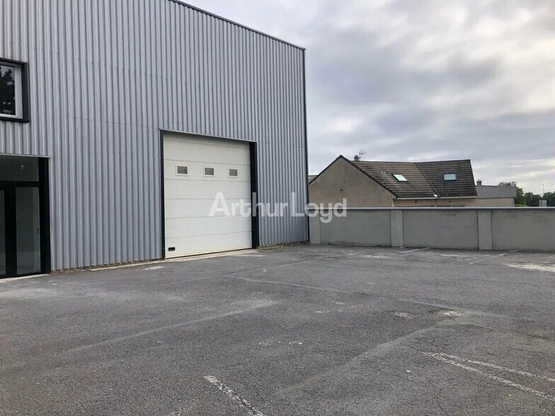 Bureau dans Reims à louer - Photo de l’immeuble – Image 3 sur 16