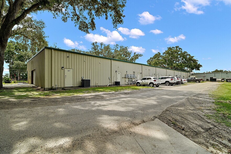 407 N West St, Bushnell, FL à vendre - Photo de l’immeuble – Image 3 sur 9