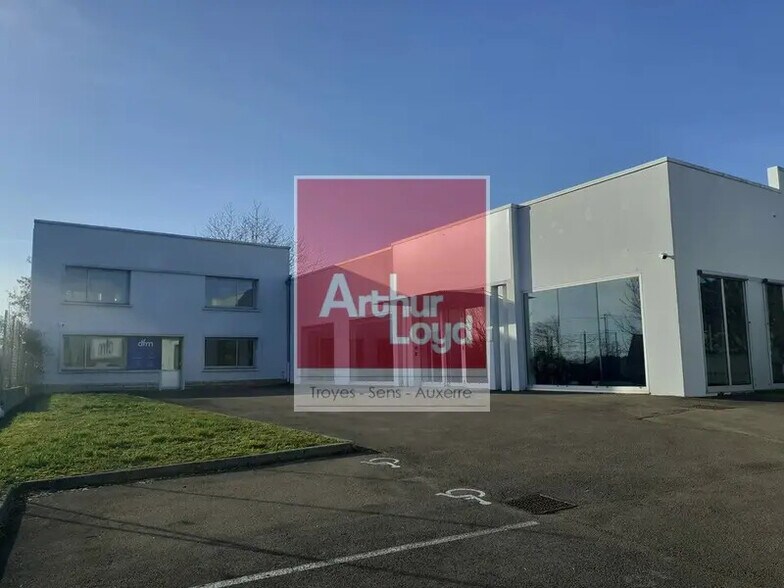 Bureau dans Troyes à vendre - Photo de l’immeuble – Image 1 sur 12
