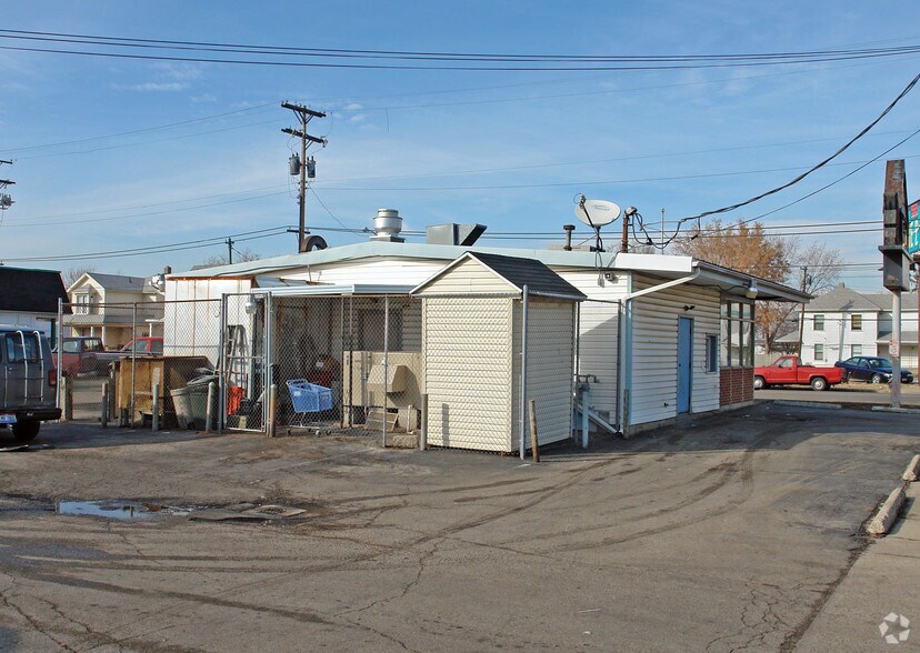 2424 E 3rd St, Dayton, OH à vendre - Photo de l’immeuble – Image 2 sur 2