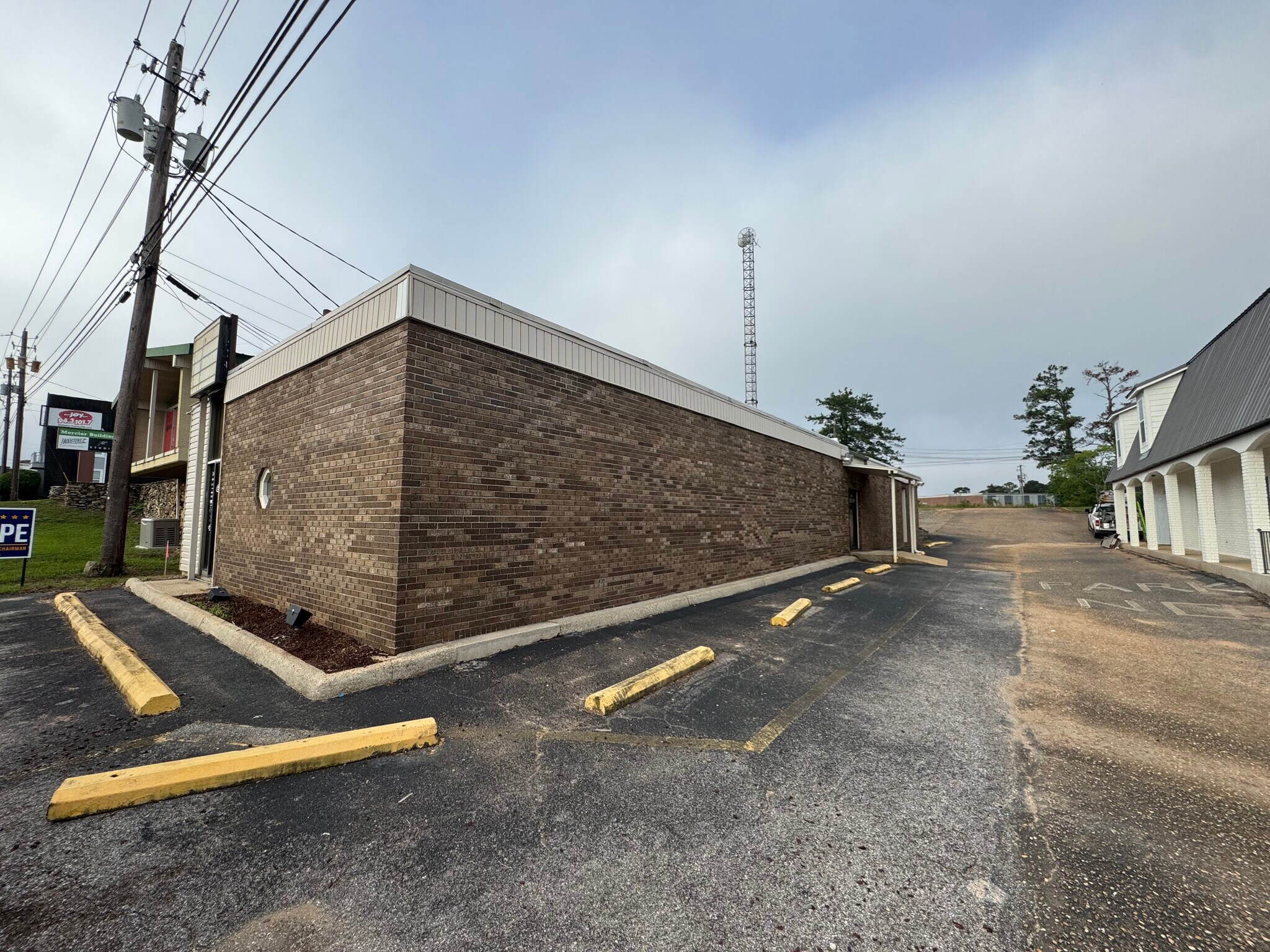 2571 Montgomery Hwy, Dothan, AL à louer Photo de l’immeuble– Image 1 sur 10