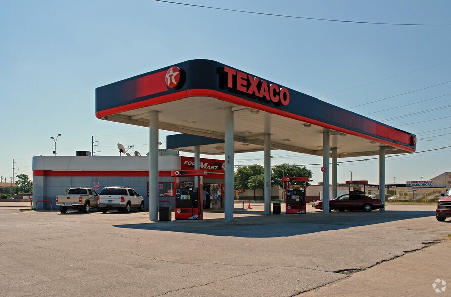 3130 N Buckner Blvd, Dallas, TX à vendre - Photo principale – Image 1 sur 4