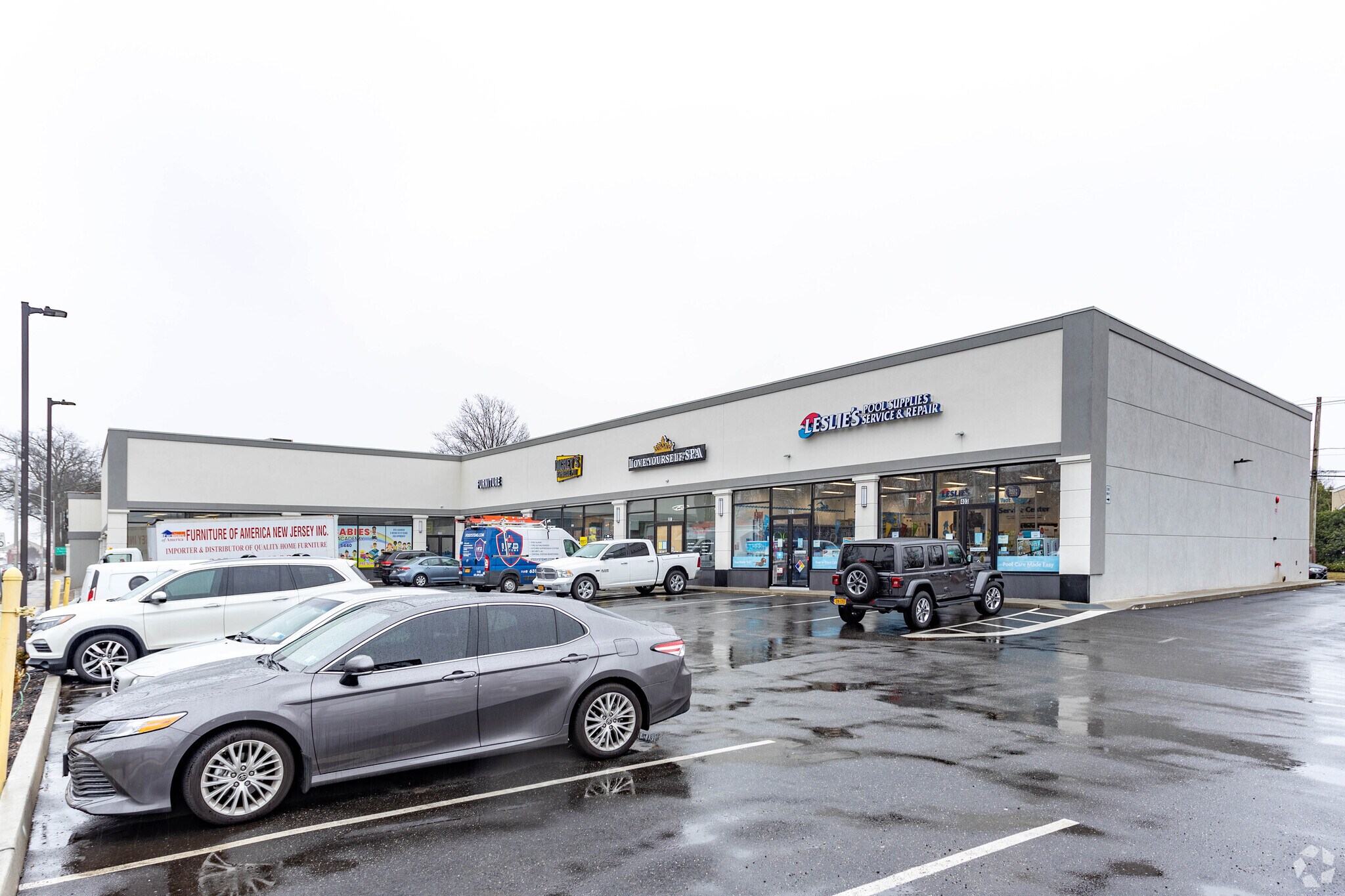 399 W Sunrise Hwy, Freeport, NY à louer Photo principale– Image 1 sur 5