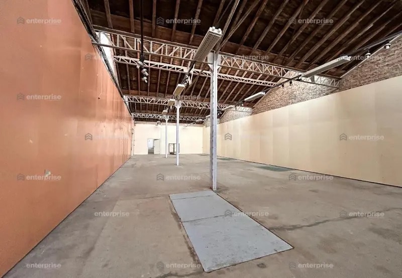 Industriel/Logistique dans Rosières-en-Santerre à vendre - Photo intérieure – Image 3 sur 5