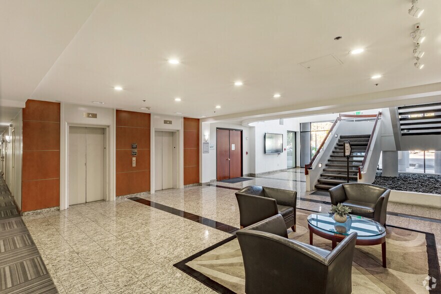 97 E Brokaw Rd, San Jose, CA à louer - Photo intérieure – Image 3 sur 8