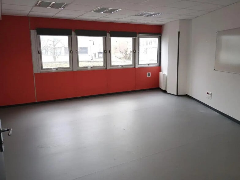16 Rue De La Grenouillère, Bourg-en-Bresse à vendre - Photo de l’immeuble – Image 3 sur 13