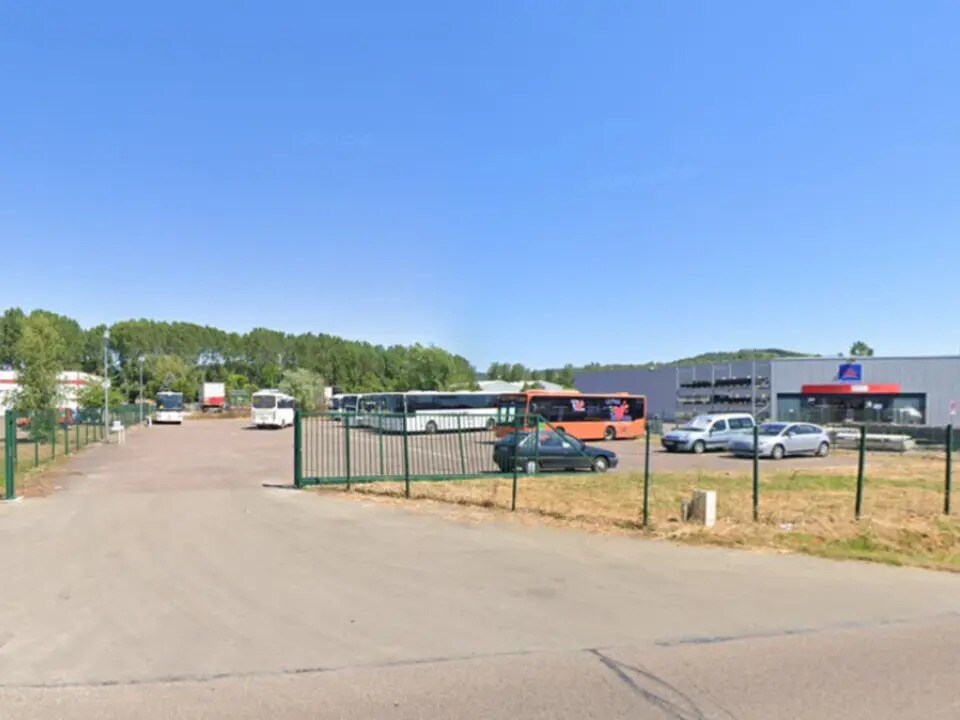 Terrain dans Joigny à vendre Photo de l’immeuble– Image 1 sur 3