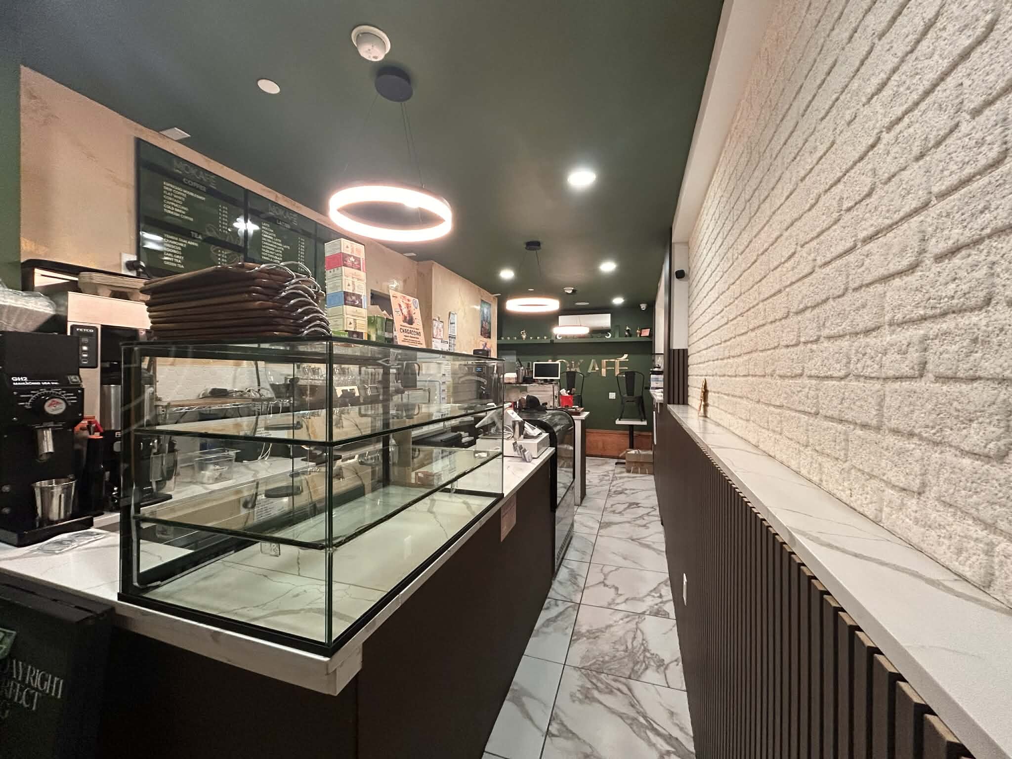 1059 Manhattan Ave, Brooklyn, NY à louer Photo de l’immeuble– Image 1 sur 7