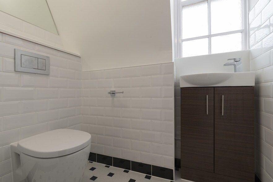 9 South Molton St, Londres à louer - Photo de l’immeuble – Image 3 sur 9
