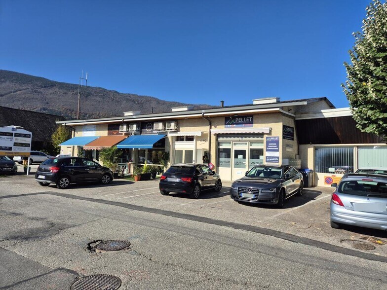 Local commercial dans Saint-Jorioz à vendre - Photo de l’immeuble – Image 2 sur 6