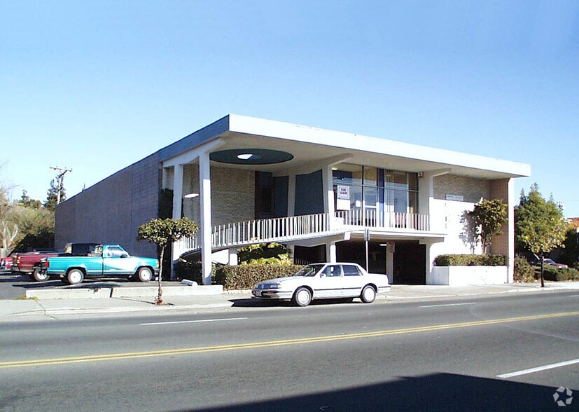 1416 Tennessee St, Vallejo, CA à louer - Photo de l’immeuble – Image 2 sur 32