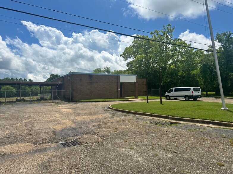 4521 Mobile Hwy, Montgomery, AL à vendre - Photo de l’immeuble – Image 1 sur 1