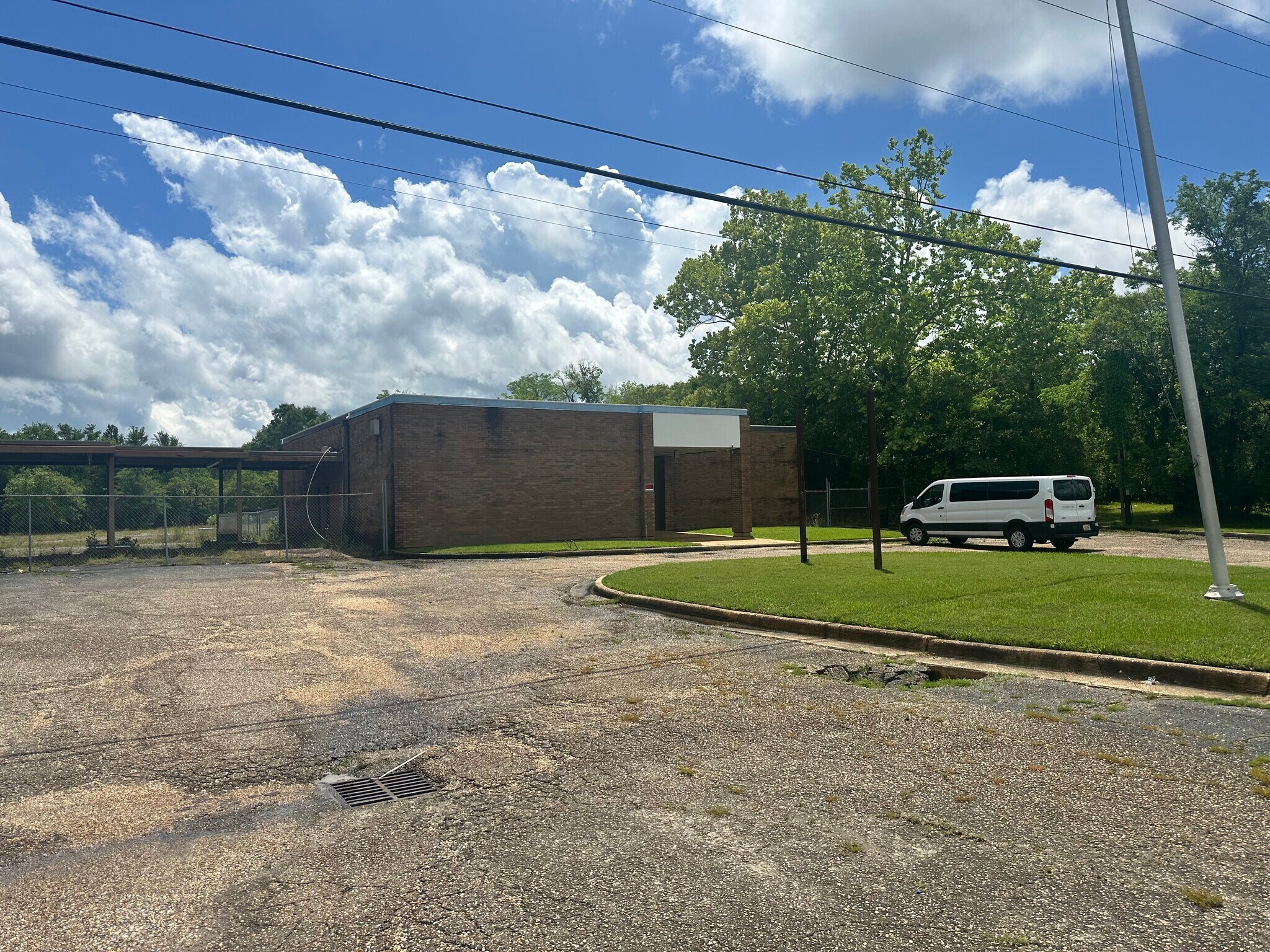 4521 Mobile Hwy, Montgomery, AL à vendre Photo de l’immeuble– Image 1 sur 2
