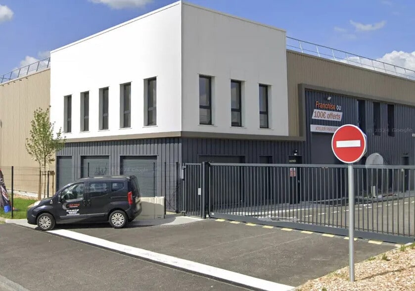 Local d'activités dans Genay à vendre - Photo de l’immeuble – Image 1 sur 2