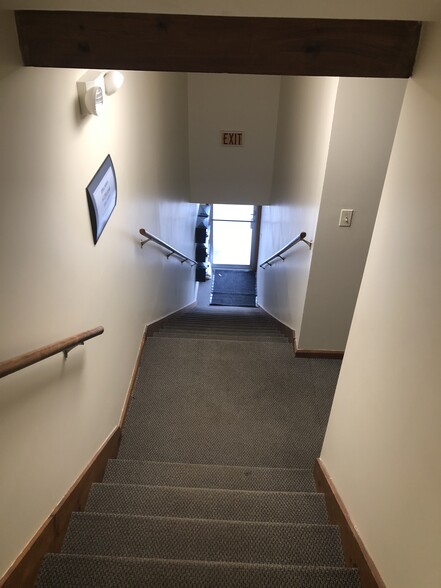 484 Main St, Hampden, MA à louer - Photo de l’immeuble – Image 3 sur 8
