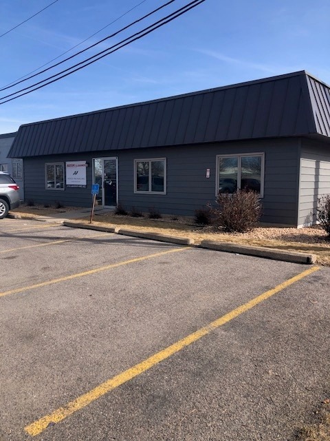2705 University Ave NE, Saint Anthony, MN à vendre Photo de l’immeuble– Image 1 sur 9