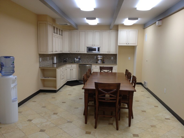 3000 Summer St, Stamford, CT à louer - Photo de l’immeuble – Image 3 sur 14