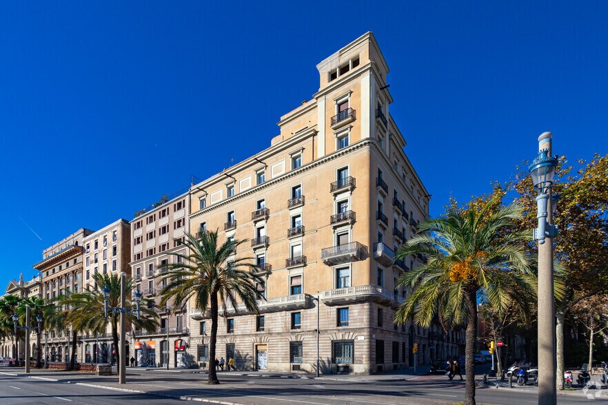 Bureau dans Barcelone, Barcelona à vendre - Photo de l’immeuble – Image 3 sur 4