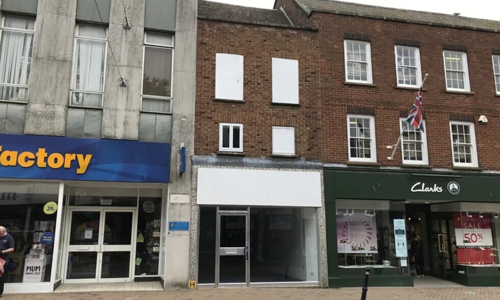 7 Eastgate St, Gloucester à vendre - Photo de l’immeuble – Image 1 sur 4