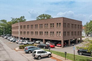 Plus de détails pour 176 N Village Ave, Rockville Centre, NY - Bureau à louer