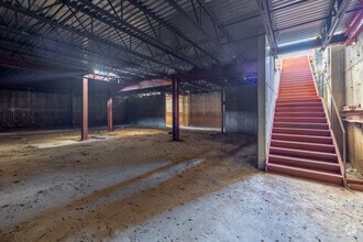 1870 E Jericho Tpke, Huntington, NY à louer Photo de l’immeuble– Image 2 sur 8