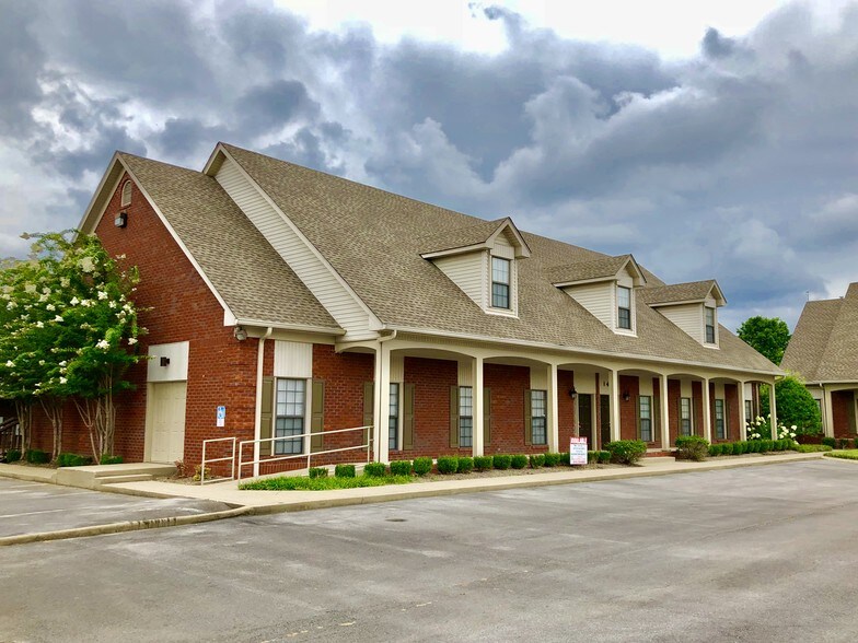 1419 Kensington Square Ct, Murfreesboro, TN à vendre - Photo de l’immeuble – Image 1 sur 6