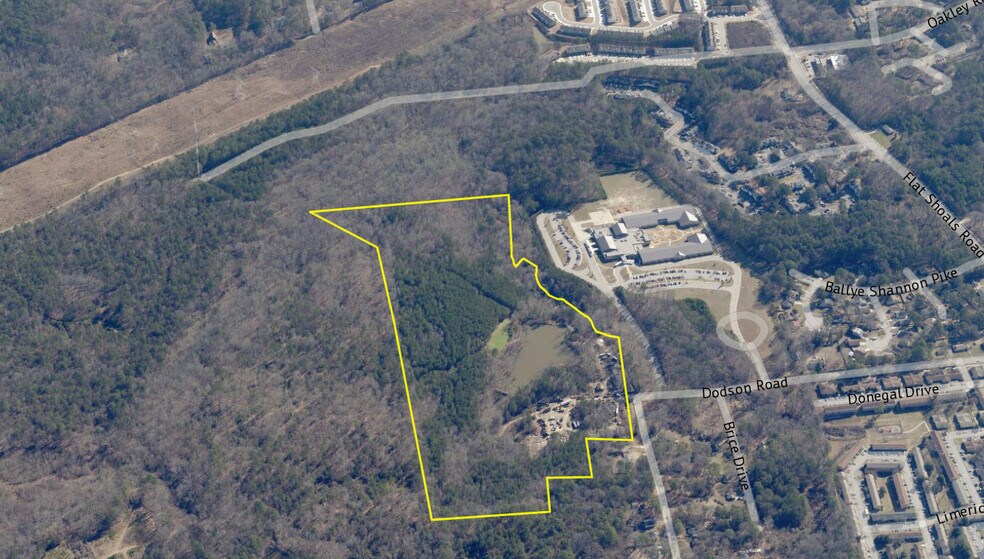 40 +/- Acres Dodson Rd, Union City, GA à vendre - Aérien – Image 1 sur 1