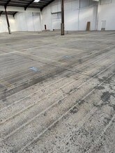 Industriel/Logistique dans Le Mesnil-Amelot à louer Photo intérieure– Image 2 sur 4