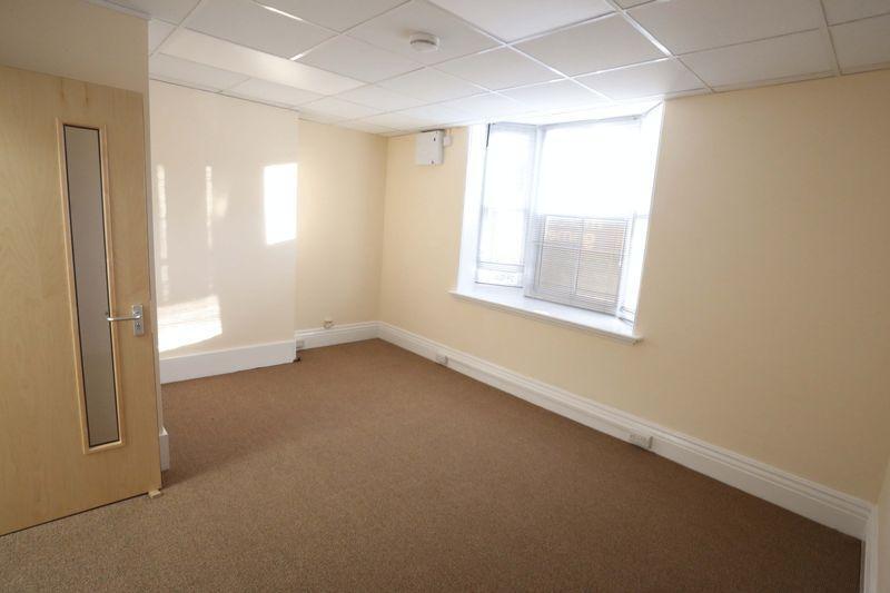 131A High St, Hurstpierpoint à louer Photo de l’immeuble– Image 1 sur 6