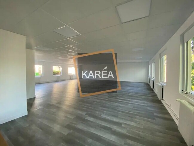 Plus de détails pour Bureau à louer