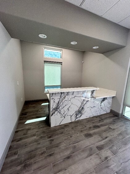 3060 N Mariposa St, Fresno, CA à louer - Photo de l’immeuble – Image 2 sur 4