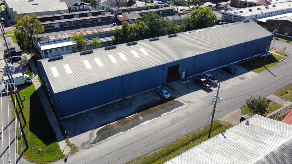 305 Velasco, Houston, TX à vendre - Photo de l’immeuble – Image 3 sur 16