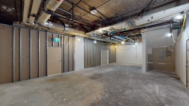 320 Queen St, Ottawa, ON à louer Photo intérieure– Image 2 sur 9