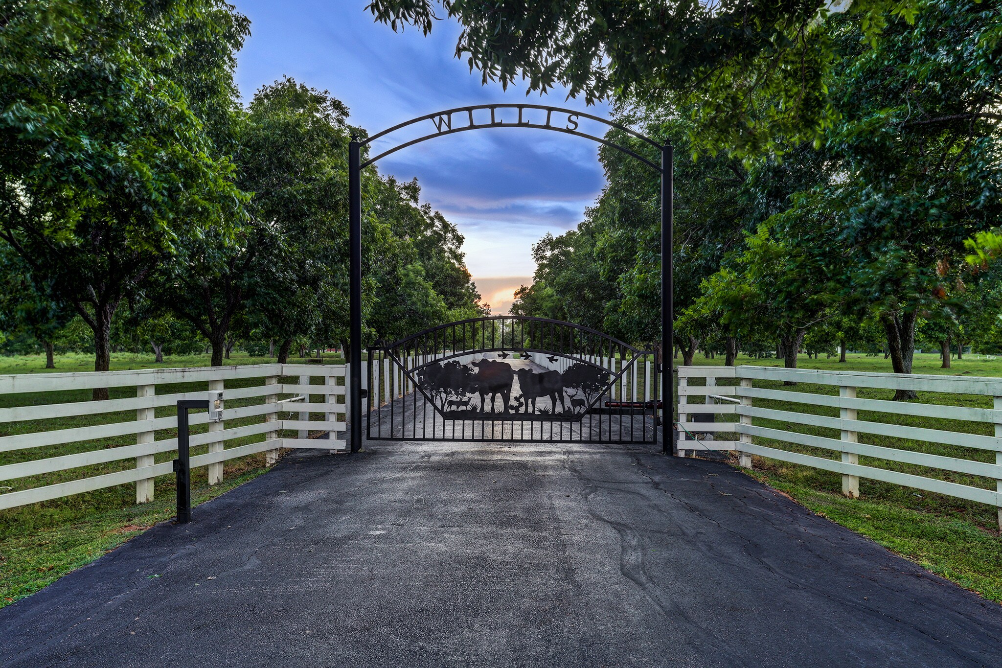 4309 Bowser Rd, Fulshear, TX à vendre Photo principale– Image 1 sur 42