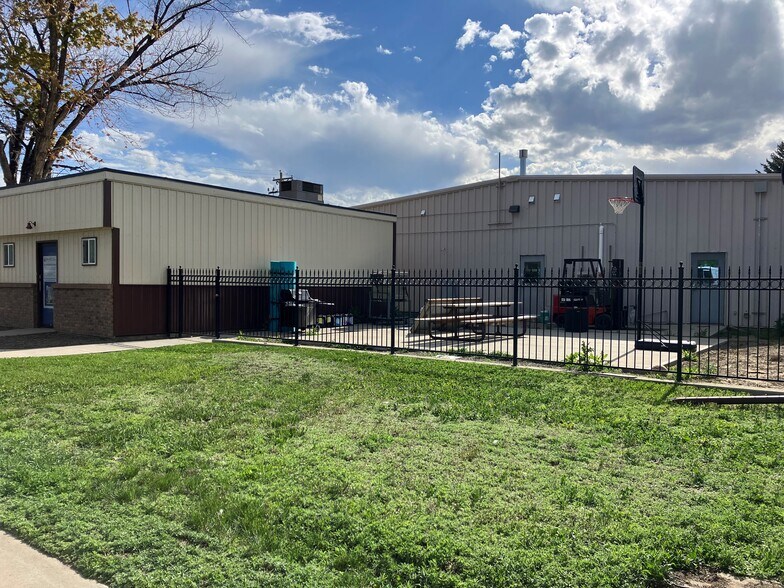 127-129 S Cleveland Ave, Loveland, CO à louer - Photo principale – Image 1 sur 26