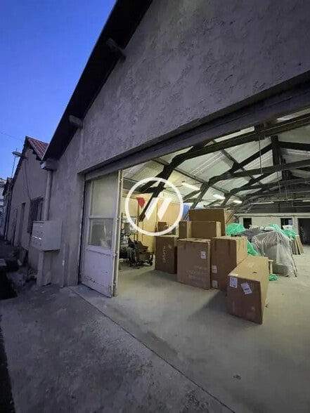 Bureau dans Marseille à louer - Photo de l’immeuble – Image 2 sur 6