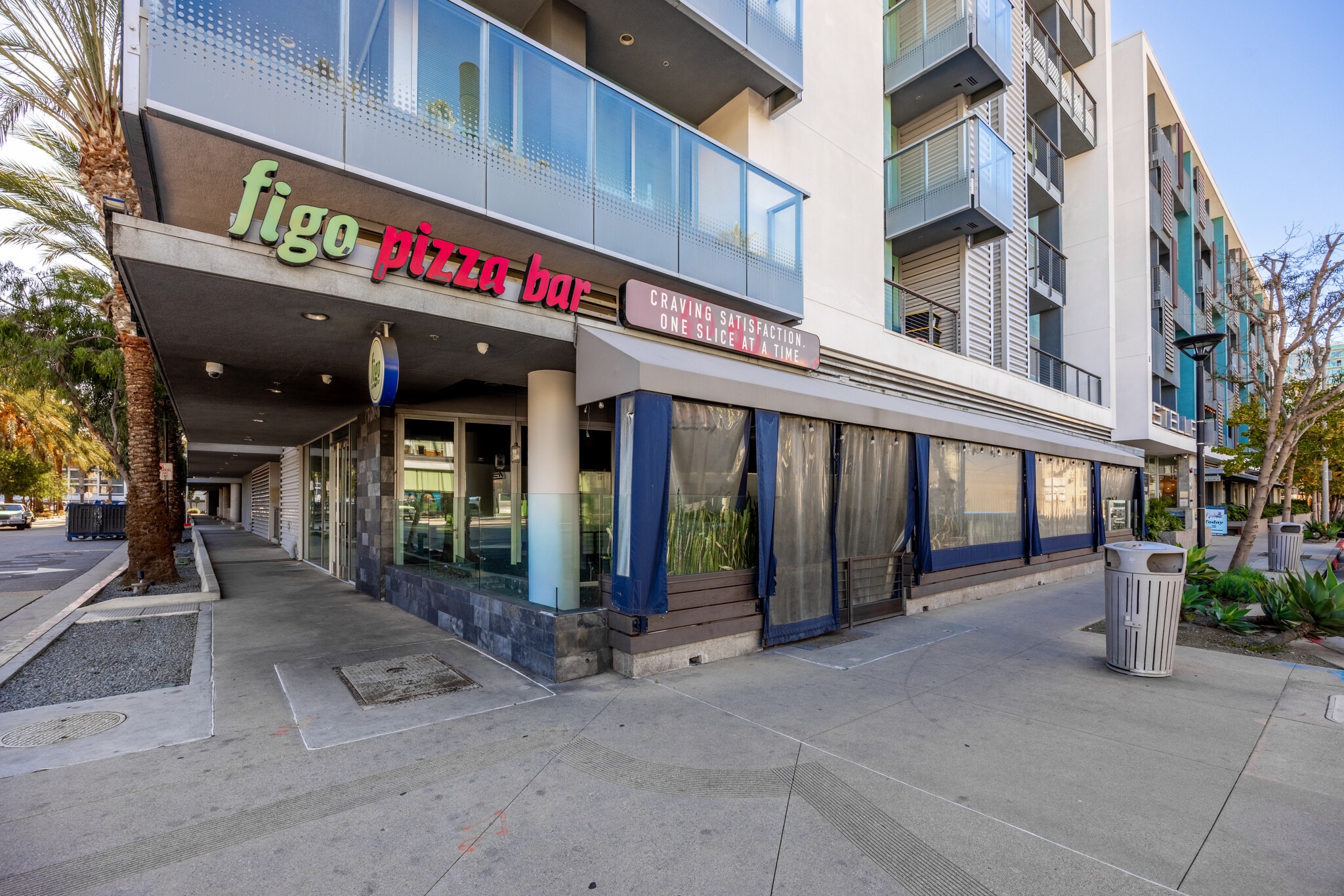 13488 Maxella Ave, Marina Del Rey, CA à louer Photo principale– Image 1 sur 10