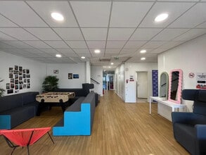 213 Rue De Gerland, Lyon à vendre Photo intérieure– Image 1 sur 7